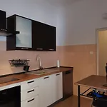 Apartment Simac Okrug Gornji *