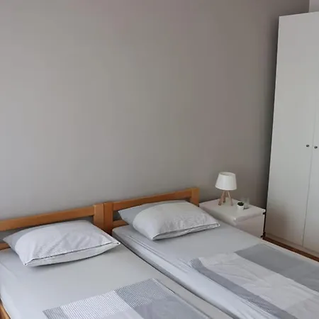Apartment Simac Okrug Gornji