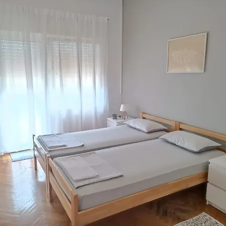 Simac Okrug Gornji Apartment