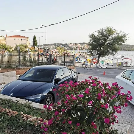 Διαμέρισμα Simac Okrug Gornji *