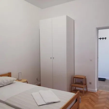 Διαμέρισμα Simac Okrug Gornji