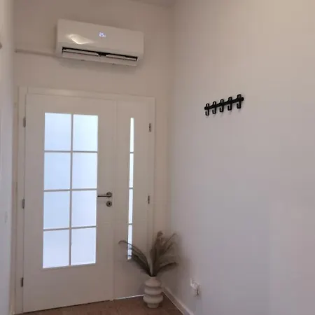 Διαμέρισμα Simac Okrug Gornji *