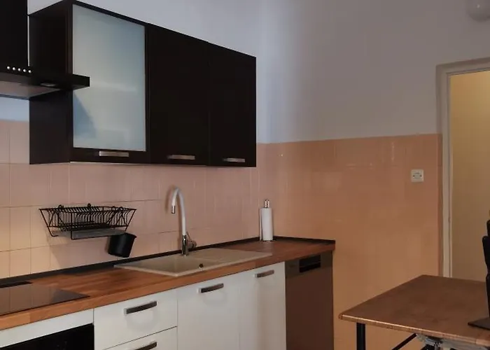 Apartment Simac Okrug Gornji *